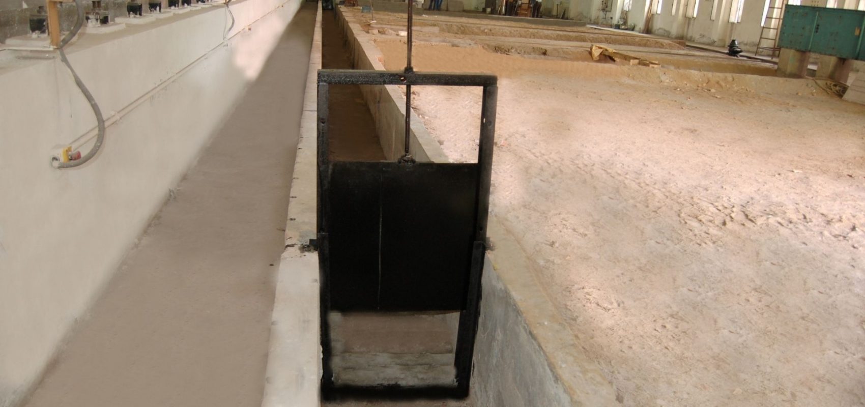Re-circulation Canal Tail Gate